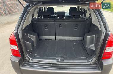 Позашляховик / Кросовер Hyundai Tucson 2006 в 