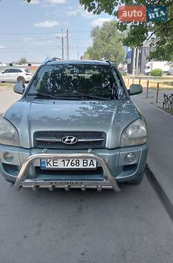 Внедорожник / Кроссовер Hyundai Tucson 2006 в 