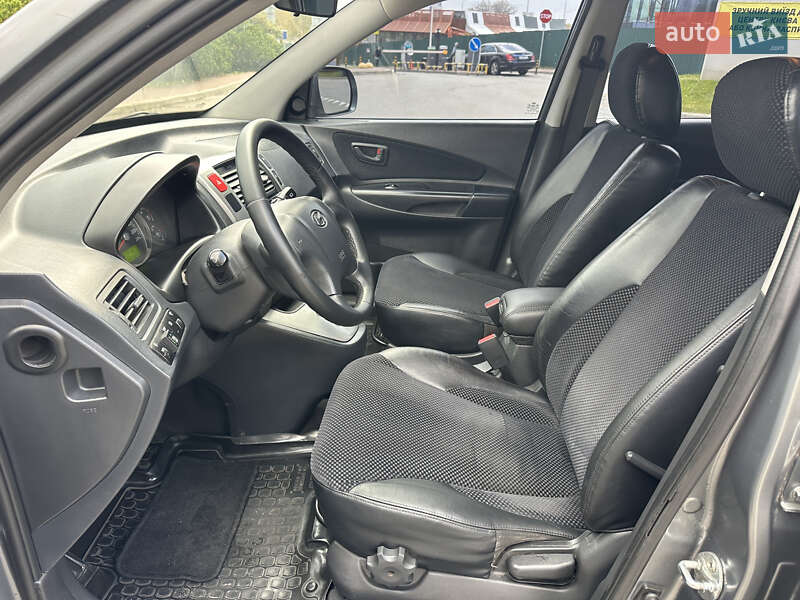 Внедорожник / Кроссовер Hyundai Tucson 2011 в Киеве