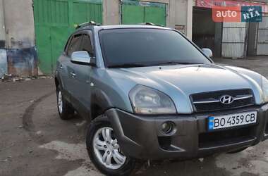 Внедорожник / Кроссовер Hyundai Tucson 2006 в 