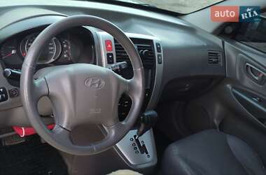 Внедорожник / Кроссовер Hyundai Tucson 2006 в 