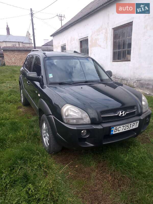 Позашляховик / Кросовер Hyundai Tucson 2008 в Львові фото 9 Позашляховик / Кросовер Hyundai Tucson 2008 в Львові