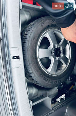 Внедорожник / Кроссовер Hyundai Tucson 2006 в 