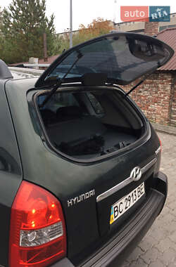 Внедорожник / Кроссовер Hyundai Tucson 2007 в 