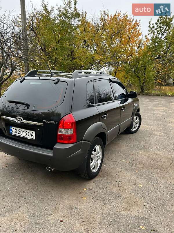 Внедорожник / Кроссовер Hyundai Tucson 2008 в Богодухове