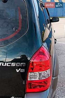 Позашляховик / Кросовер Hyundai Tucson 2008 в 