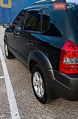 Позашляховик / Кросовер Hyundai Tucson 2008 в 