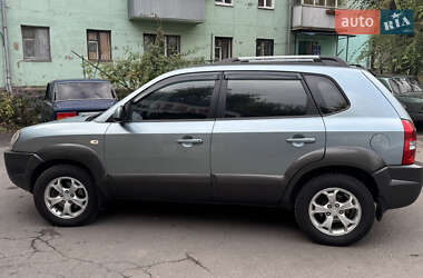Внедорожник / Кроссовер Hyundai Tucson 2008 в 