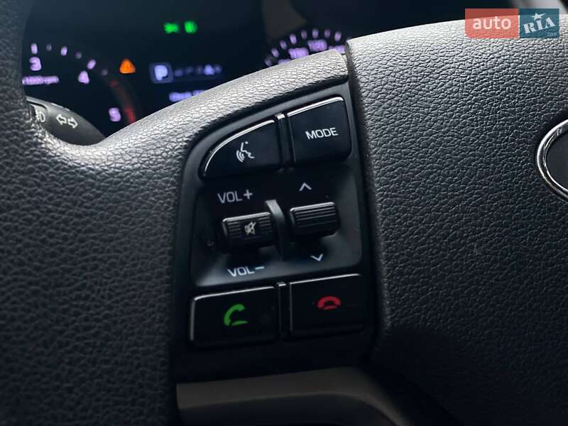 Внедорожник / Кроссовер Hyundai Tucson 2016 в Киеве фото 26 Внедорожник / Кроссовер Hyundai Tucson 2016 в Киеве
