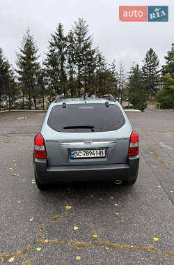 Позашляховик / Кросовер Hyundai Tucson 2007 в  фото 8 Позашляховик / Кросовер Hyundai Tucson 2007 в