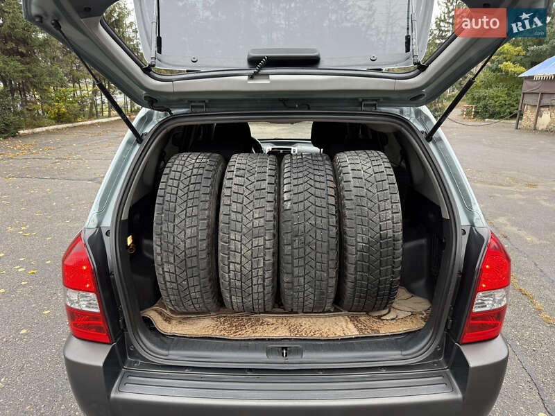 Внедорожник / Кроссовер Hyundai Tucson 2007 в Харькове фото 14 Внедорожник / Кроссовер Hyundai Tucson 2007 в Харькове