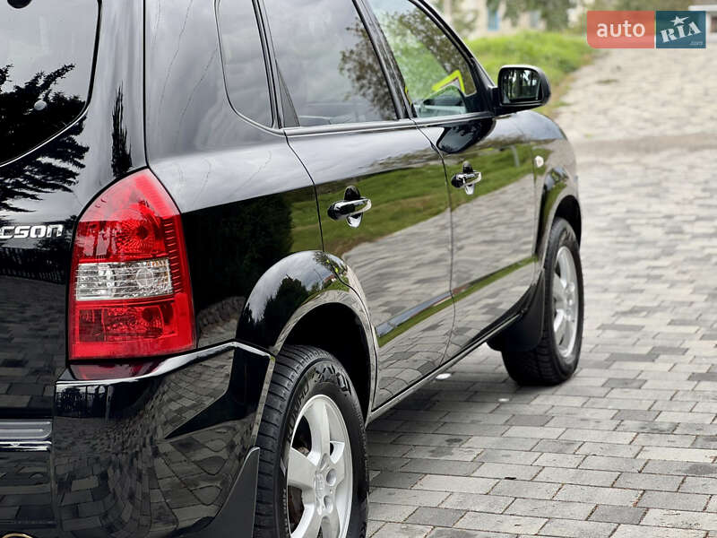 Позашляховик / Кросовер Hyundai Tucson 2006 в Старокостянтинові