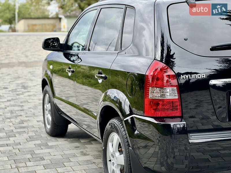 Позашляховик / Кросовер Hyundai Tucson 2006 в Старокостянтинові