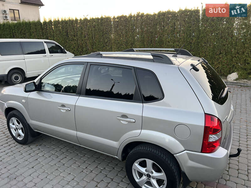 Позашляховик / Кросовер Hyundai Tucson 2008 в Дунаївцях фото 21 Позашляховик / Кросовер Hyundai Tucson 2008 в Дунаївцях