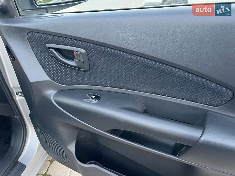 Позашляховик / Кросовер Hyundai Tucson 2008 в Дунаївцях фото 39 Позашляховик / Кросовер Hyundai Tucson 2008 в Дунаївцях