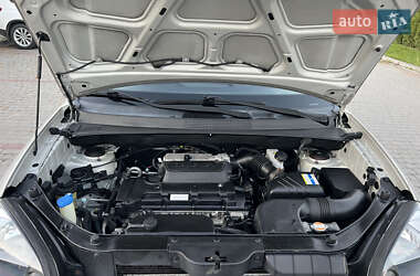 Внедорожник / Кроссовер Hyundai Tucson 2008 в 