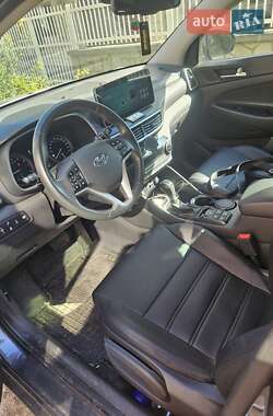 Внедорожник / Кроссовер Hyundai Tucson 2019 в 