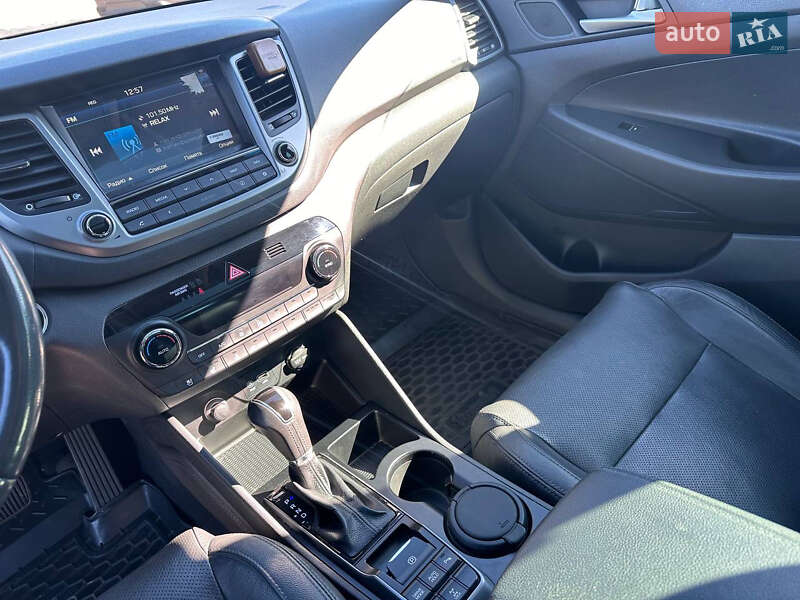 Внедорожник / Кроссовер Hyundai Tucson 2017 в Киеве фото 24 Внедорожник / Кроссовер Hyundai Tucson 2017 в Киеве