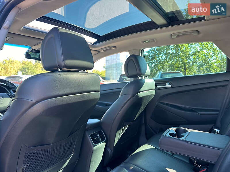 Внедорожник / Кроссовер Hyundai Tucson 2017 в Киеве фото 27 Внедорожник / Кроссовер Hyundai Tucson 2017 в Киеве