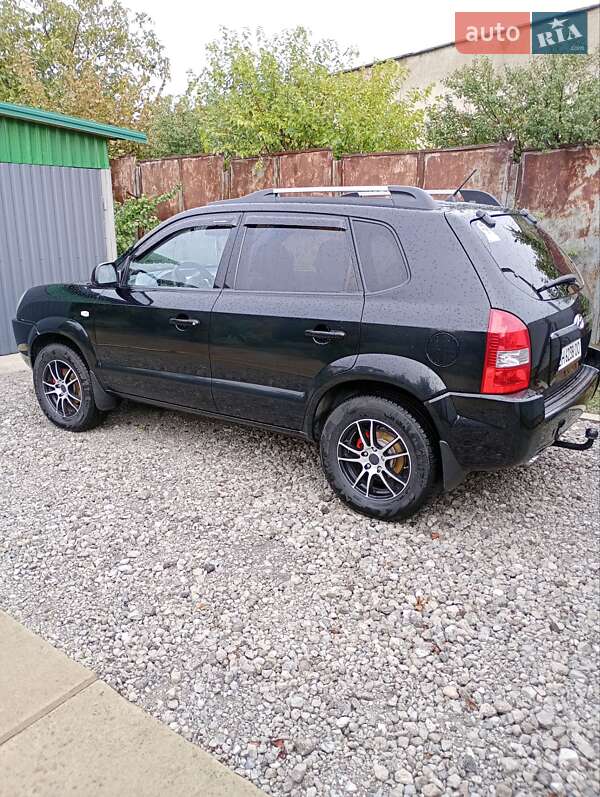 Внедорожник / Кроссовер Hyundai Tucson 2007 в Раздельной