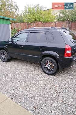 Внедорожник / Кроссовер Hyundai Tucson 2007 в 