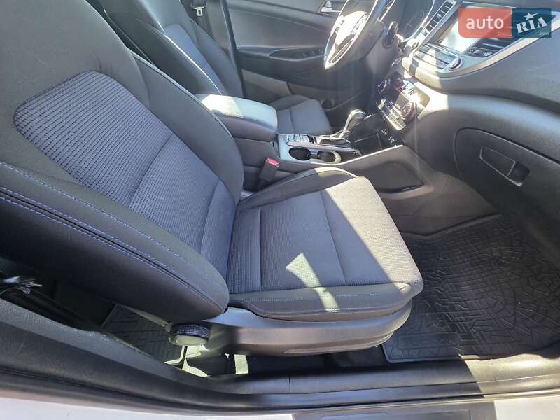 Внедорожник / Кроссовер Hyundai Tucson 2016 в Ивано-Франковске