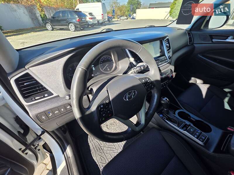 Внедорожник / Кроссовер Hyundai Tucson 2016 в Ивано-Франковске