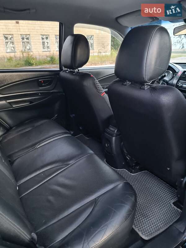 Позашляховик / Кросовер Hyundai Tucson 2006 в Шостці