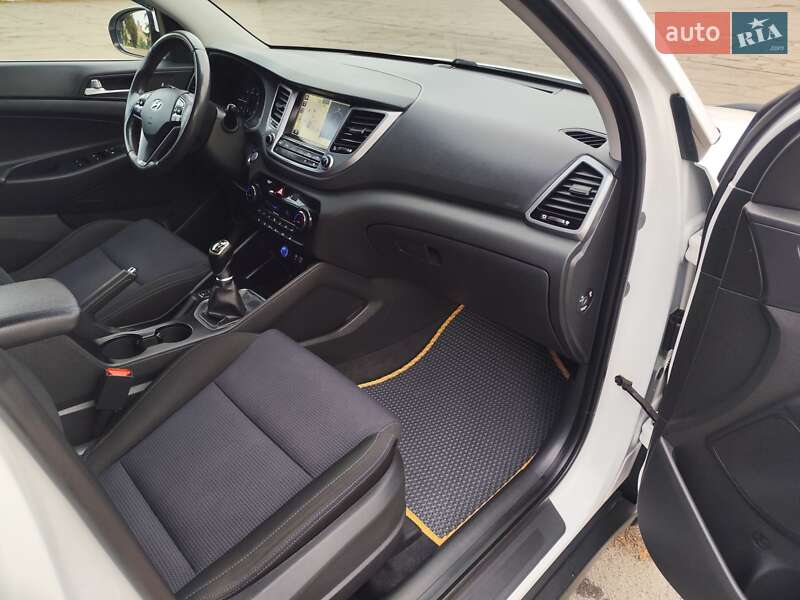 Внедорожник / Кроссовер Hyundai Tucson 2017 в Новоархангельске фото 33 Внедорожник / Кроссовер Hyundai Tucson 2017 в Новоархангельске
