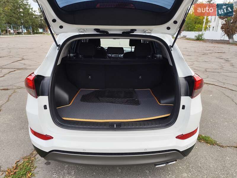 Внедорожник / Кроссовер Hyundai Tucson 2017 в Новоархангельске фото 40 Внедорожник / Кроссовер Hyundai Tucson 2017 в Новоархангельске