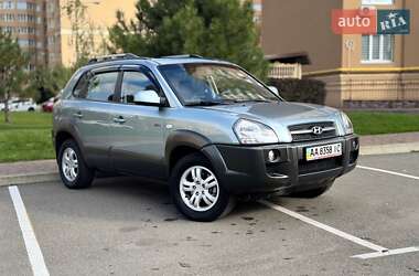 Внедорожник / Кроссовер Hyundai Tucson 2008 в 