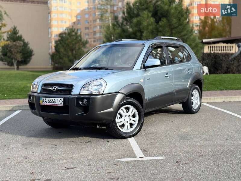 Позашляховик / Кросовер Hyundai Tucson 2008 в Кривому Розі фото 21 Позашляховик / Кросовер Hyundai Tucson 2008 в Кривому Розі
