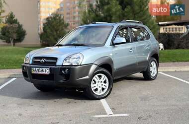 Внедорожник / Кроссовер Hyundai Tucson 2008 в 