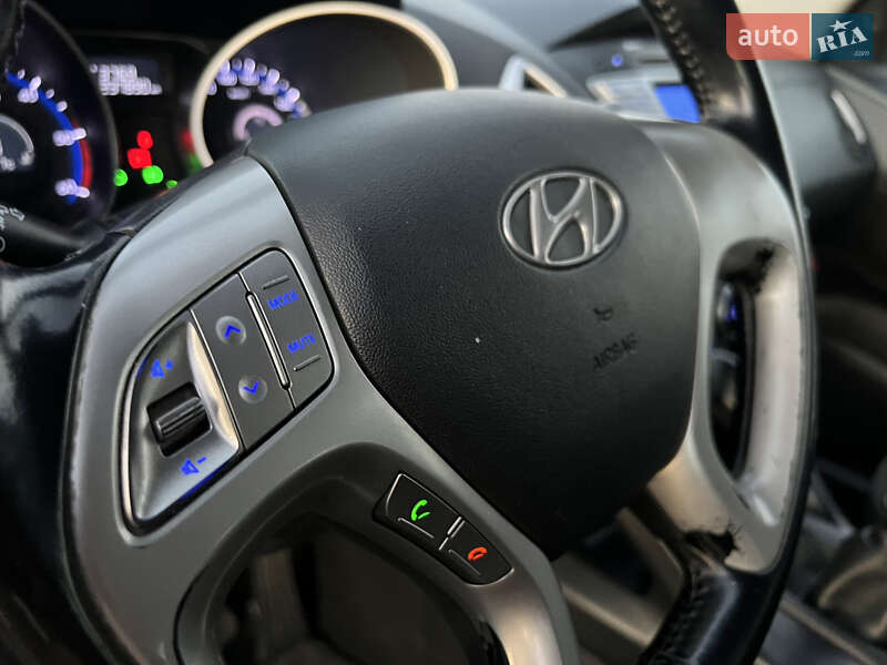 Позашляховик / Кросовер Hyundai Tucson 2013 в Одесі фото 25 Позашляховик / Кросовер Hyundai Tucson 2013 в Одесі