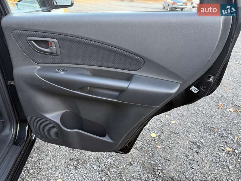 Позашляховик / Кросовер Hyundai Tucson 2009 в Гнівані