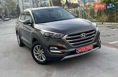 Внедорожник / Кроссовер Hyundai Tucson 2017 в 