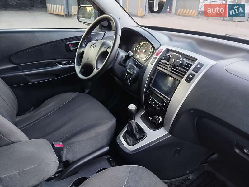 Внедорожник / Кроссовер Hyundai Tucson 2007 в Кривом Роге фото 7 Внедорожник / Кроссовер Hyundai Tucson 2007 в Кривом Роге