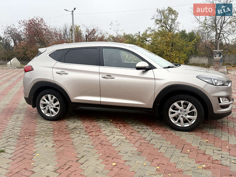Внедорожник / Кроссовер Hyundai Tucson 2019 в Киеве фото 3 Внедорожник / Кроссовер Hyundai Tucson 2019 в Киеве