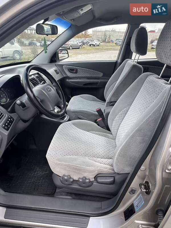 Внедорожник / Кроссовер Hyundai Tucson 2005 в Ровно