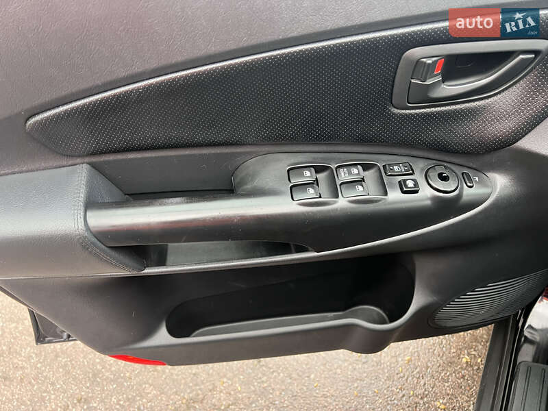 Внедорожник / Кроссовер Hyundai Tucson 2009 в Шостке фото 22 Внедорожник / Кроссовер Hyundai Tucson 2009 в Шостке