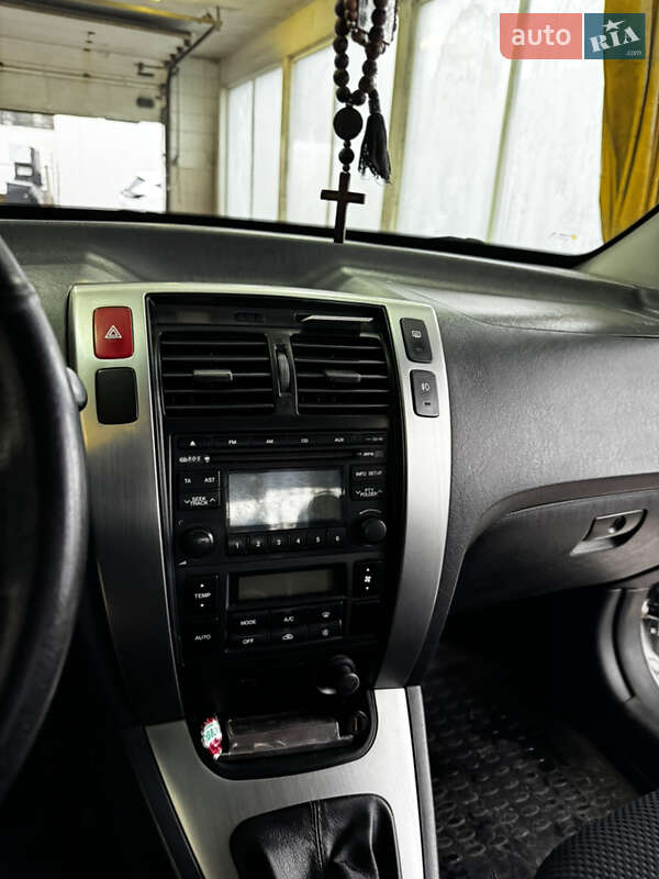Позашляховик / Кросовер Hyundai Tucson 2013 в Києві фото 5 Позашляховик / Кросовер Hyundai Tucson 2013 в Києві