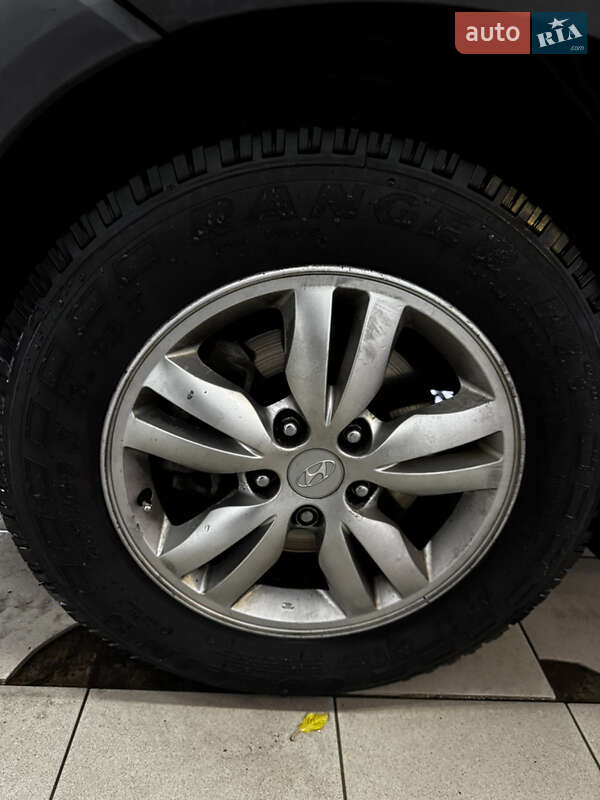 Позашляховик / Кросовер Hyundai Tucson 2013 в Києві фото 16 Позашляховик / Кросовер Hyundai Tucson 2013 в Києві