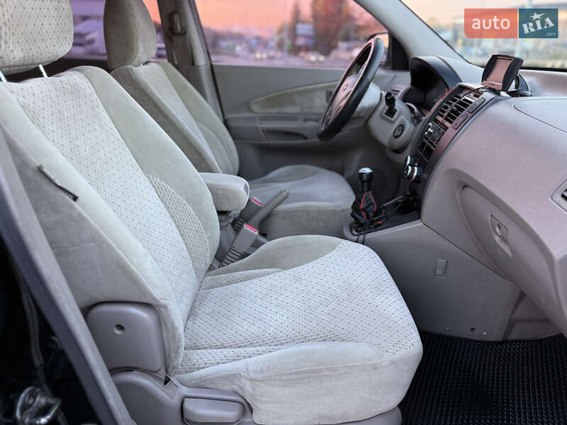 Внедорожник / Кроссовер Hyundai Tucson 2004 в Тернополе фото 27 Внедорожник / Кроссовер Hyundai Tucson 2004 в Тернополе