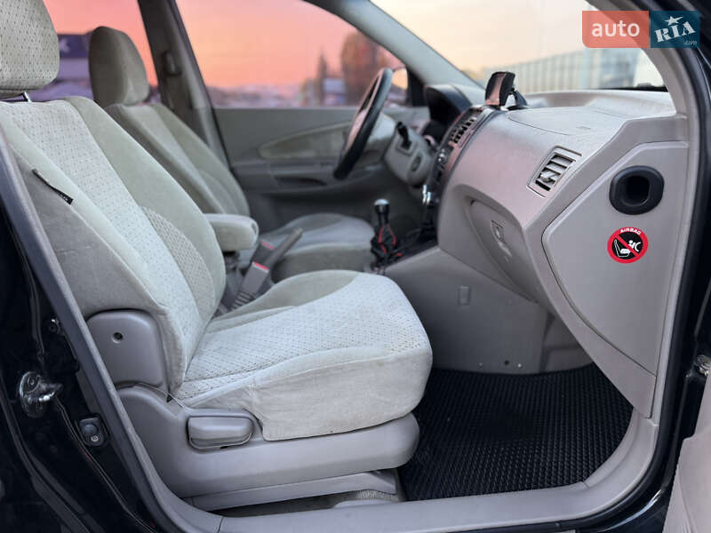 Внедорожник / Кроссовер Hyundai Tucson 2004 в Тернополе фото 36 Внедорожник / Кроссовер Hyundai Tucson 2004 в Тернополе