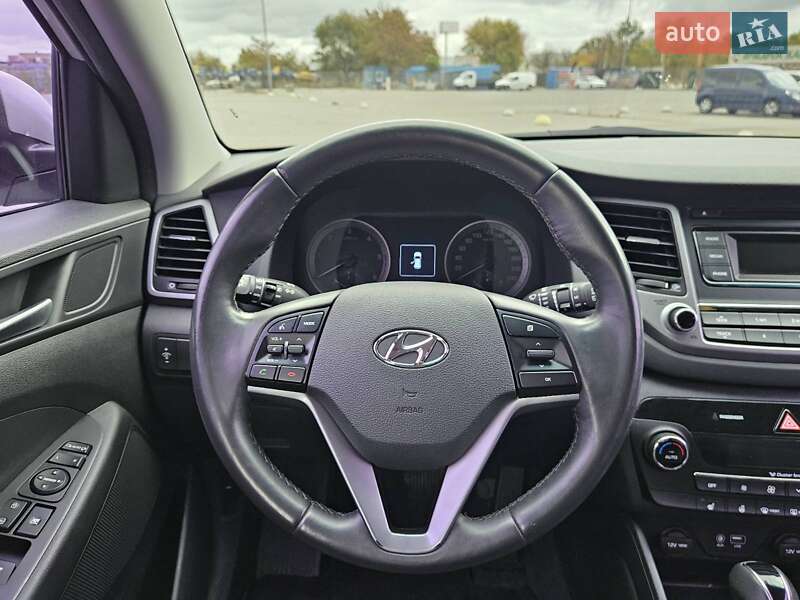 Позашляховик / Кросовер Hyundai Tucson 2015 в Дніпрі