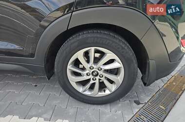 Позашляховик / Кросовер Hyundai Tucson 2017 в  фото 8 Позашляховик / Кросовер Hyundai Tucson 2017 в
