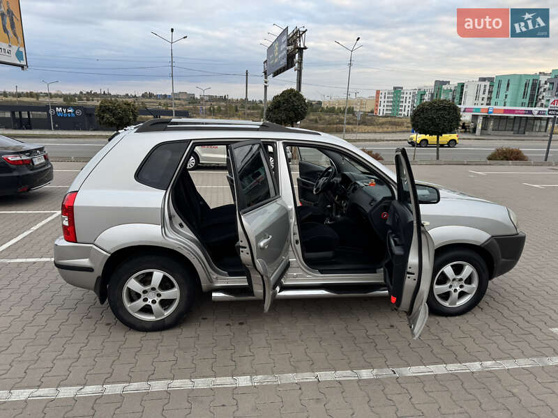Внедорожник / Кроссовер Hyundai Tucson 2007 в Софиевской Борщаговке