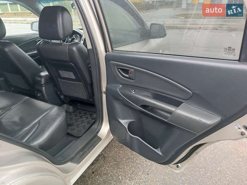 Позашляховик / Кросовер Hyundai Tucson 2006 в Харкові фото 11 Позашляховик / Кросовер Hyundai Tucson 2006 в Харкові