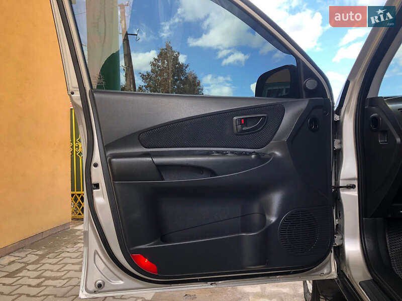 Внедорожник / Кроссовер Hyundai Tucson 2008 в Турке