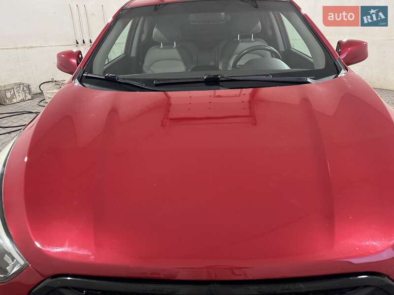 Внедорожник / Кроссовер Hyundai Tucson 2015 в Белой Церкви